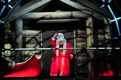 GRAMADO, RS, BRASIL, 28/10/2021. Atrações de Gramado durante o Natal Luz 2021. Na foto, Complexo de Eventos Expogramado, apresentação do espetáculo O Reino do Natal. (Porthus Junior/Agência RBS)<!-- NICAID(14928228) -->
