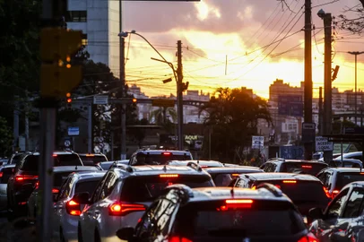 2021.10.18 - Vamos visitar os locais com maiores problemas de trânsito em POA e região metropolitana, segundo apontaramm ouvintes/leitores em questionário feito em GZH. (Foto: André Ávila/ Agência RB<!-- NICAID(14918650) -->