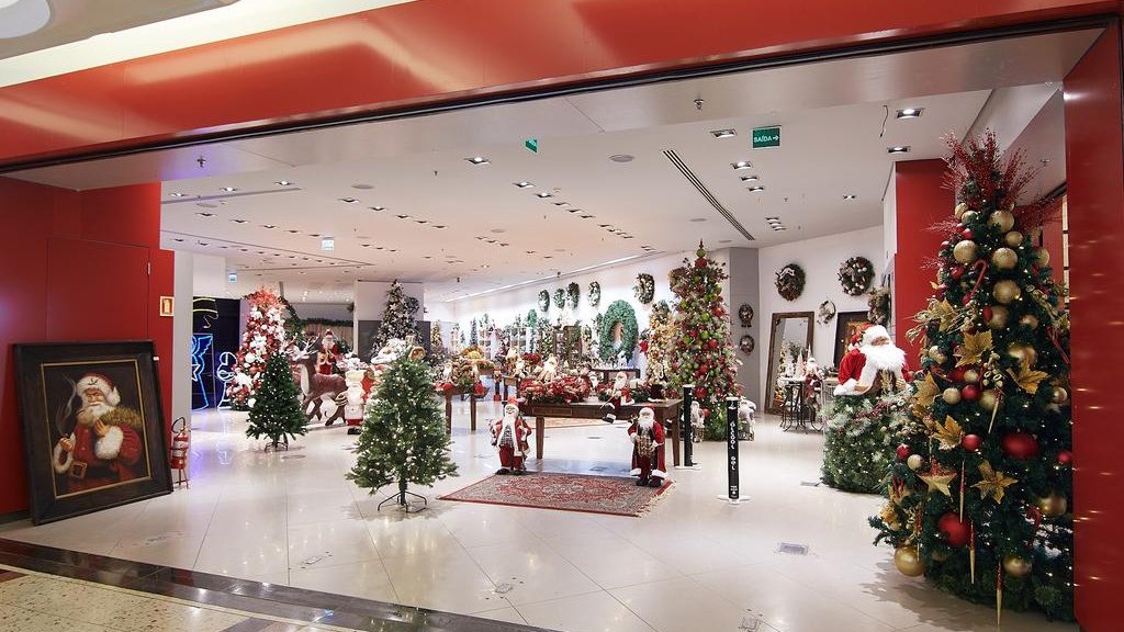 Shopping de Porto Alegre abre loja exclusivamente para vender produtos de  Natal; veja fotos | GZH