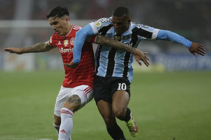 Grêmio é derrotado em Gre-Nal 434 e se complica ainda mais na luta contra o rebaixamento