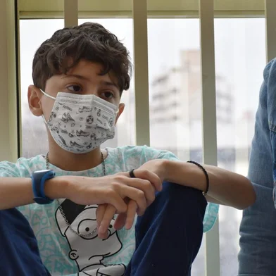 Arthur Maurell Gonçalves dos Santos, 10 anos, do Rio de Janeiro, passou por transplante de pulmão na Santa Casa. <!-- NICAID(14943129) -->