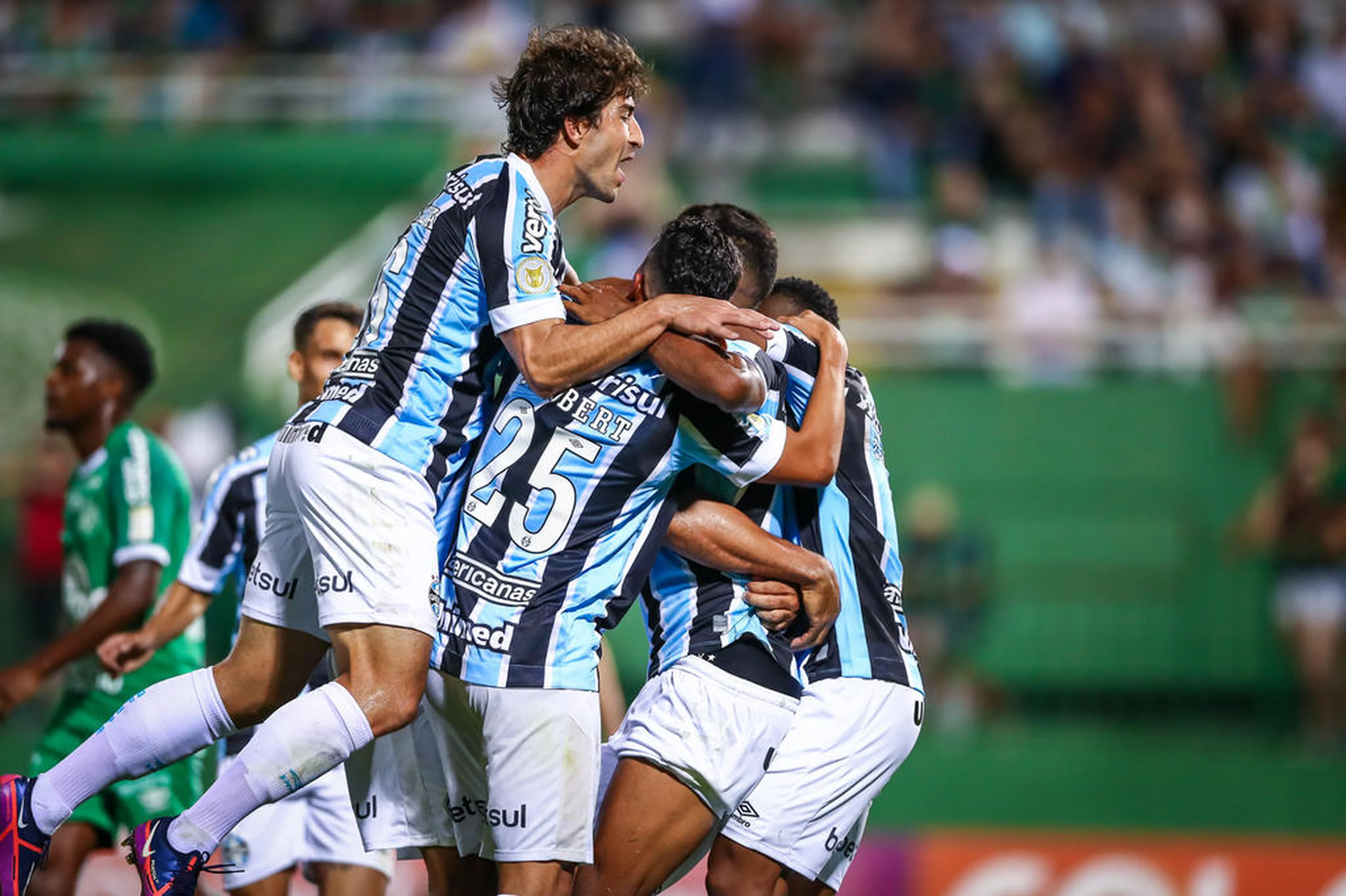 LUCAS UEBEL/Grêmio / Divulgação