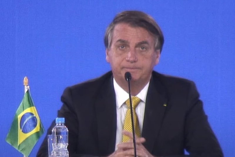 Jair Bolsonaro durante cúpula do Mercosul, na manhã desta sexta-feira (17)