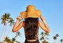 Modo verão: como proteger os cabelos dos efeitos do sol, mar e piscina?