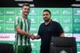 Juventude apresenta o zagueiro Danilo Boza como reforço para a temporada 2022<!-- NICAID(14987137) -->