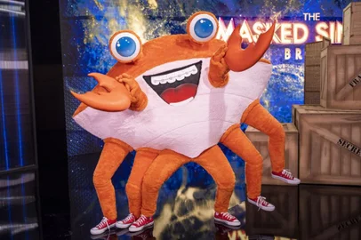 Fantasia do Caranguejo no The Masked Singer<!-- NICAID(14988605) -->