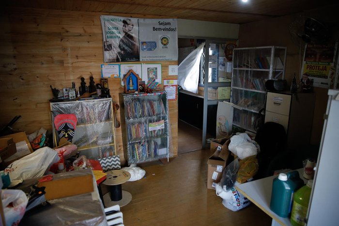 ONG foi construída em terreno que era usado para descarte de lixo