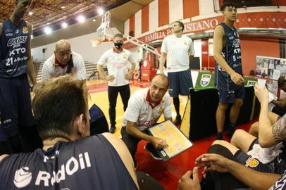 Equipe da Serra busca vaga inédita no Super 8 da competição<!-- NICAID(14988710) -->