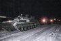 This handout video grab released on January 20, 2022 by Belarus Defence Ministry, shows Russian infantry fighting vehicles upon their arrival for the joint drills in Belarus. - Belarus said on January 18, 2022, that Russian troops had begun arriving in the country for military drills announced against the backdrop of tensions between the West and Russia over neighbouring Ukraine. (Photo by Handout / MINISTRY OF DEFENCE REPUBLIC OF BELARUS / AFP) / RESTRICTED TO EDITORIAL USE - MANDATORY CREDIT AFP PHOTO /Belarus Defence Ministry  - NO MARKETING - NO ADVERTISING CAMPAIGNS - DISTRIBUTED AS A SERVICE TO CLIENTSEditoria: POLLocal: MinskIndexador: HANDOUTSecao: defenceFonte: MINISTRY OF DEFENCE REPUBLIC OF Fotógrafo: Handout<!-- NICAID(14995105) -->