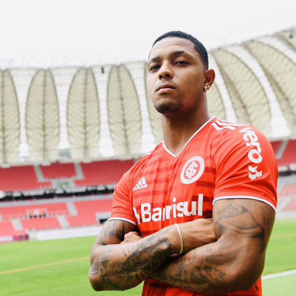 Conheça Wesley Moraes, o novo atacante da Seleção Brasileira - Confederação  Brasileira de Futebol