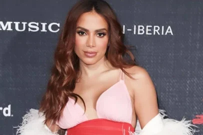Larissa de Macedo Machado, 28 anos, é conhecida no meio artístico como Anitta.<!-- NICAID(14998892) -->