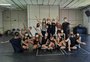 Cia. de Dança de Caxias ensina coreografia que vai encerrar desfiles da Festa da Uva