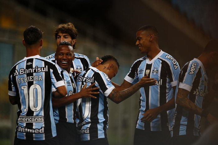 Dê notas aos jogadores de Grêmio x Guarany de Bagé