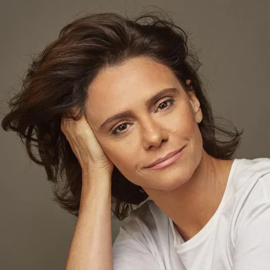 A atriz Malu Galli:: FOTOS EMBARGADAS PARA DONNA ATÉ MARÇO/2022 :: <!-- NICAID(15005283) -->