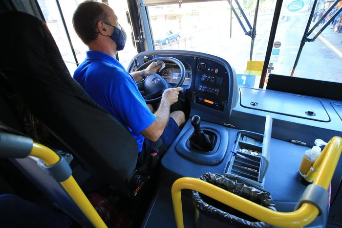 Balestrin diz que conseguiu cumprir os horários das viagens com atrasos de poucos minutos por conta dos pagamentos em dinheiro no turno da manhã