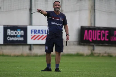 Técnico do Caxias, Rogério Zimmermann<!-- NICAID(15039206) -->