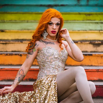 Drag queen Rita DLibra, intérpete de Libras<!-- NICAID(15042451) -->