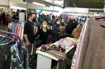 Público confere os mais de 50 expositores da Mostra Flores<!-- NICAID(15043725) -->