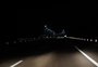 Mais de um ano depois da inauguração parcial, iluminação da nova ponte do Guaíba ainda é precária