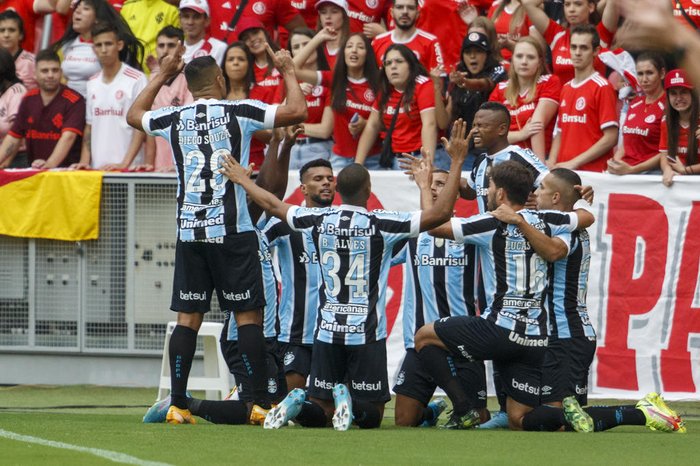 Time de transição do Grêmio encabeça 3ª divisão gaúcha e dá