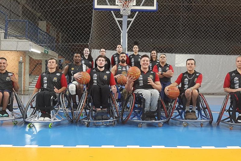 Time de basquete em cadeira de rodas reforçou o quadro de profissionais e horários para treinos <!-- NICAID(15048150) -->