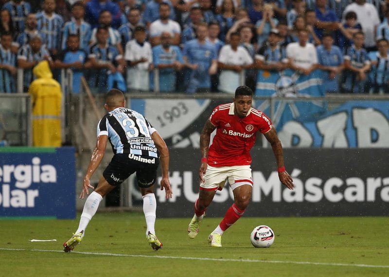 Veja os melhores momentos de Grêmio x Internacional