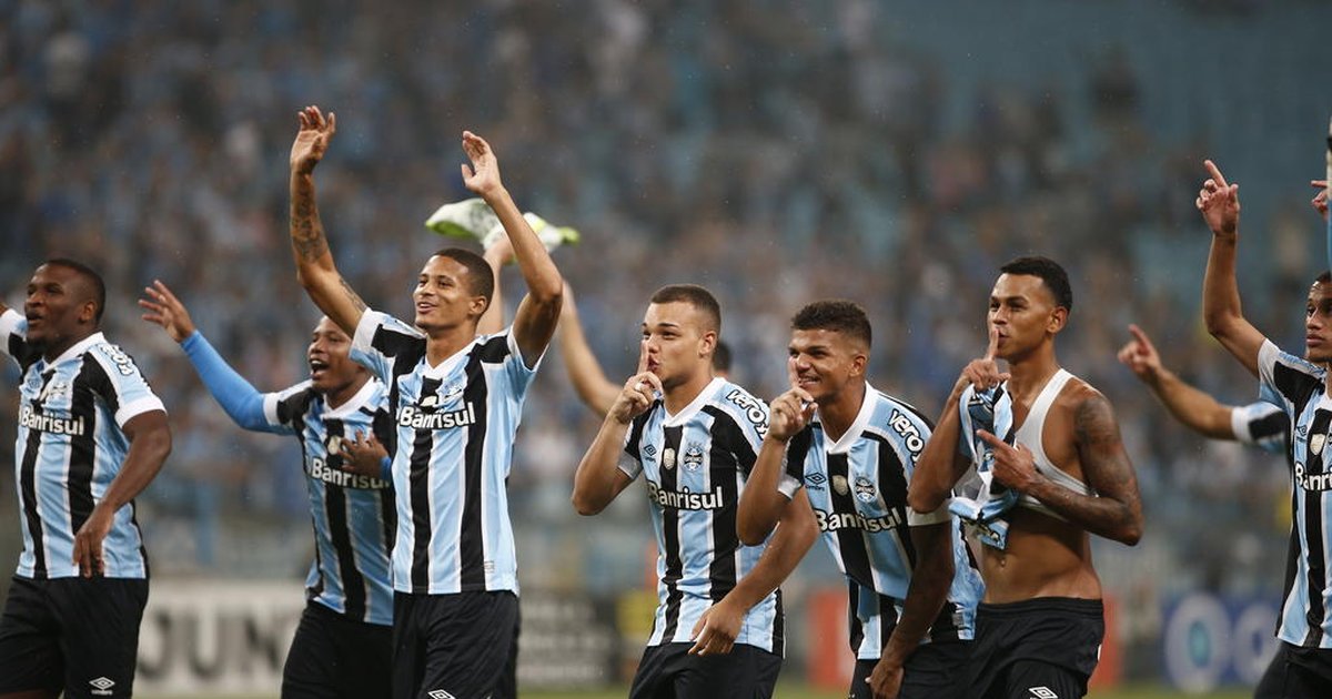 Apesar de Thiago Santos, Grêmio está na final do Gauchão | GZH