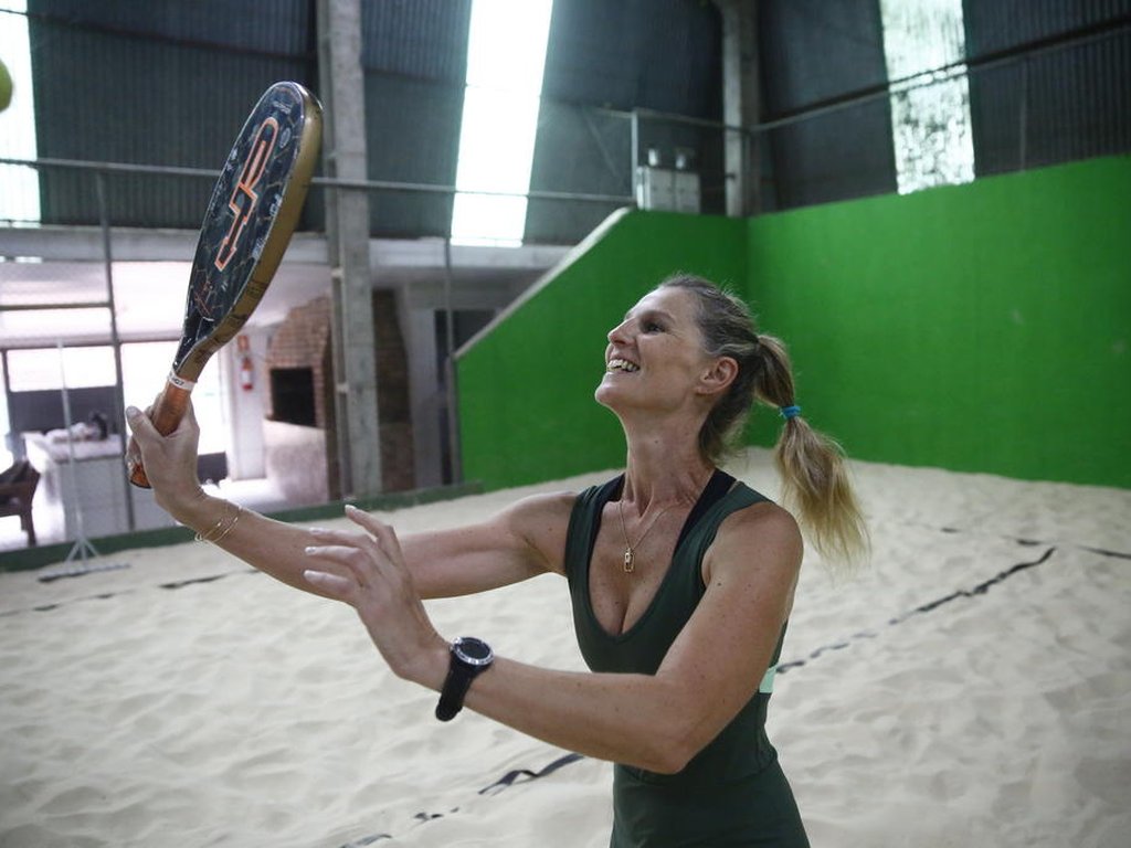 Beach tennis é o novo queridinho das mulheres em Porto Alegre