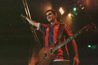 Skank no Planeta Atlântida 1997.# Envelope: 185622<!-- NICAID(8378371) -->