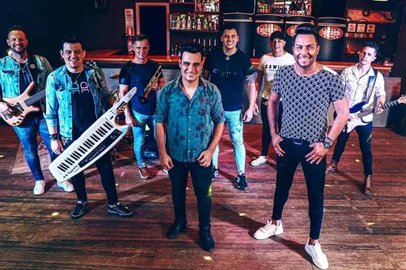 Banda San Marino<!-- NICAID(15060348) -->
