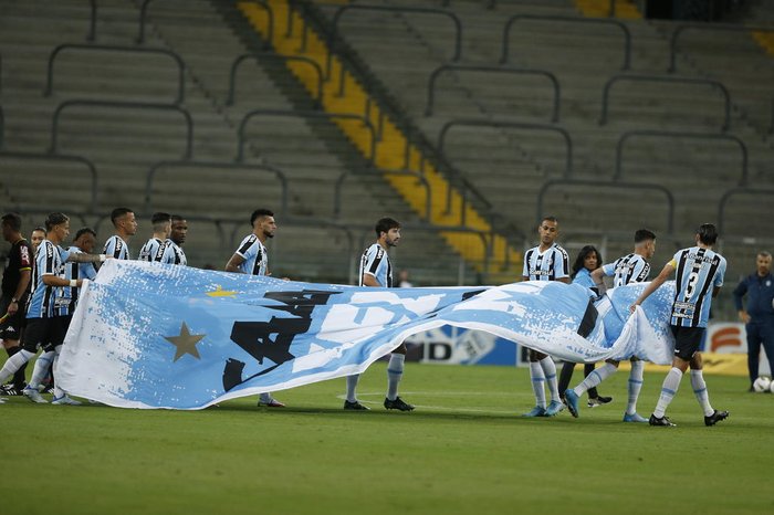[COMENTE] Como você avalia o desempenho do Grêmio na derrota para a Chapecoense?