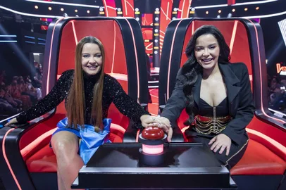 Maiara & Maraisa no The Voice Kids<!-- NICAID(15070864) -->