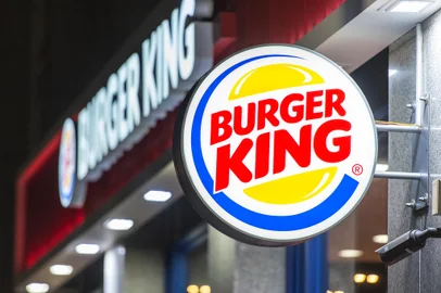 Burger King. Foto: Savvapanf Photo © / stock.adobe.comFonte: 296908866<!-- NICAID(15084612) -->