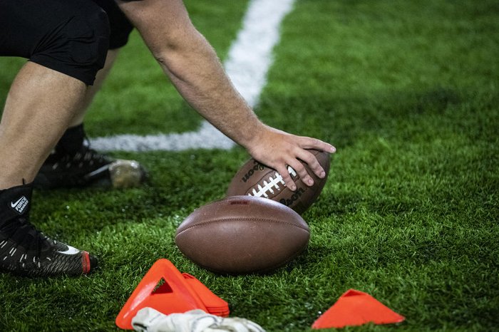 A tradição do futebol americano em escolas dos EUA