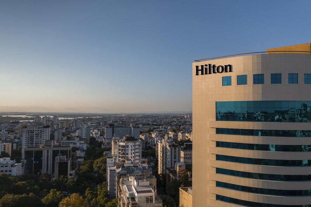 Sheraton vira Hilton: começa transformação de tradicional hotel que mudará  de marca em Porto Alegre | GZH