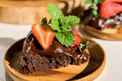 bolo, chocolate, doce, receita, 15 anos, criadores de conteudo, destemperados<!-- NICAID(15101449) -->