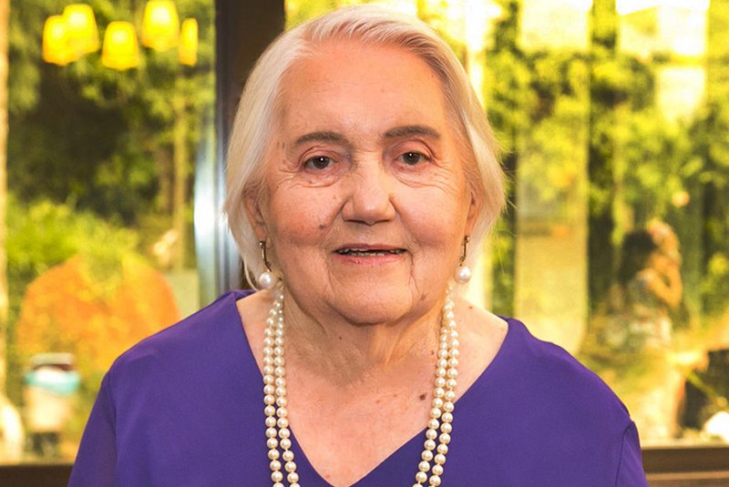 Leda Brugalli Pulita foi o centro das atenções, sábado, quando celebrava seus 90 anos, em almoço ao redor da família Caxias do Sul, RS, Brasil<!-- NICAID(14414098) -->