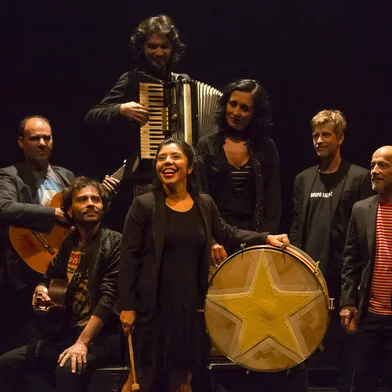 De Tempo Somos no Palco Giratório<!-- NICAID(15108369) -->