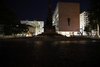 Monumento a Bento Gonçalves se perdia de vista na escuridão