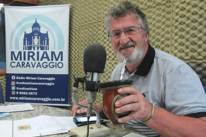 Gleici Trois / Rádio Miriam Caravaggio