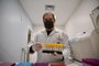 PORTO ALEGRE, RS, BRASIL, 20/06/2022 - Fabiano Ramos, médico que coordena o estudo da vacina contra a dengue no hospital São Lucas, da Puc.Foto: Jefferson Botega / Agencia RBSIndexador: Jeff Botega<!-- NICAID(15128055) -->