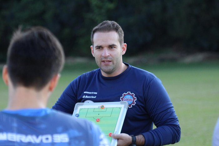 Vitor Soccol / SER Caxias,Divulgação Vitor Soccol / SER Caxias,Divulgação