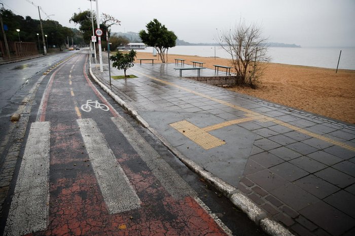 Piso podotátil ainda precisa ser finalizado