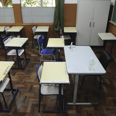 CAXIAS DO SUL, RS, BRASIL, 17/03/2022. Primeiro mês de aulas tem falta de professores e funcionários na rede pública de Caxias do Sul. Na foto, a Escola Estadual de Ensino Médio Maria Araci Trindade Rojas. (Bruno Todeschini/Agência RBS)<!-- NICAID(15043711) -->