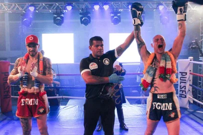 Luan Bartelle, atleta e técnico esportivo, campeão do Campeonato Gaúcho de Muay Thai. Ele disputou o cinturão profissional  e após cinco rounds sagrou-se campeão e dono do cinturão 2022 na Categoria 71kg. A competição aconteceu em Sapucaia do Sul.<!-- NICAID(15147949) -->