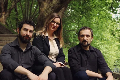 Ária Trio lança em 21 de novembro disco inspiradona trilha sonora do curta-metragem O Inimigo.<!-- NICAID(13829826) -->