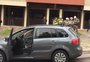 Criminoso é morto por PMs durante assalto a motorista de carro no bairro Vila Jardim, em Porto Alegre