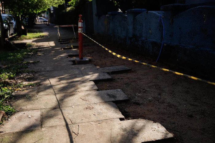 Alguns trechos do passeio público estão com espaço reduzido durante as intervenções