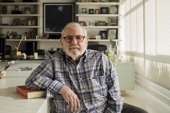 Apresentador, humorista, diretor, ator, roteirista e escritor, Jô Soares mostrou seu talento em diversos meios