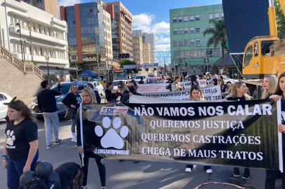 Manifestação ocorreu na tarde de sexta<!-- NICAID(15168296) -->